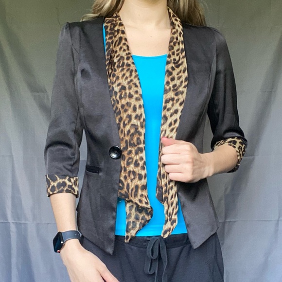 New Love Culture Small Black Blazer Suit Jacket W/ Cheetah Details And Scarf - Picture 7 of 9